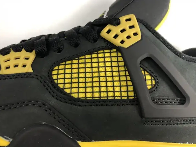 Chep Onekick Thunder Jordan Air 308497-008 4 Retro 0422